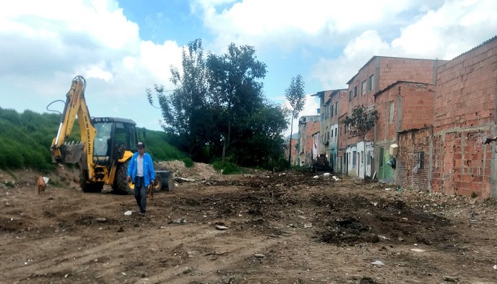 Distrito recupera 40.000 m2 del río Bogotá en el sector del barrio Santa Rita en Suba