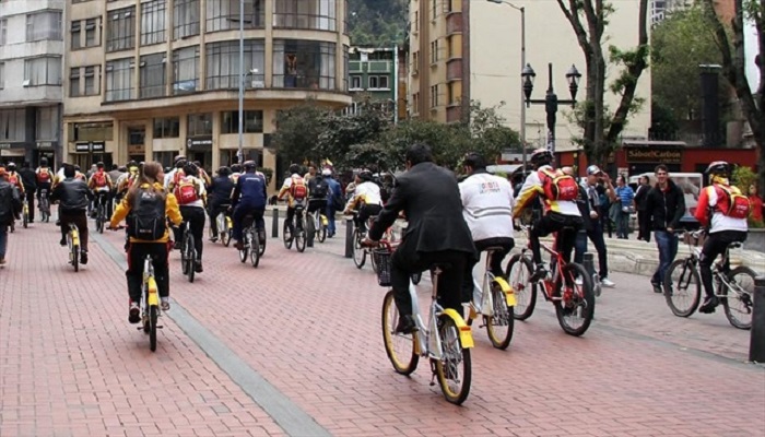 Primer día sin carro y sin moto en Bogotá