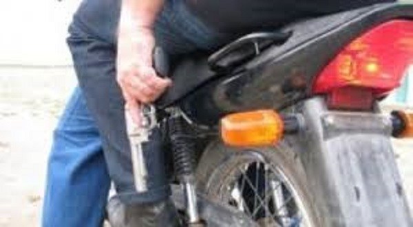 En las calles de Suba, neutralizada una presunta banda de atracadores que se movilizaba en moto