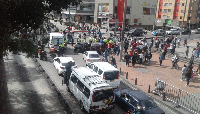 Impactada la Movilidad en la Avenida Suba con Cali por el paro de Taxis