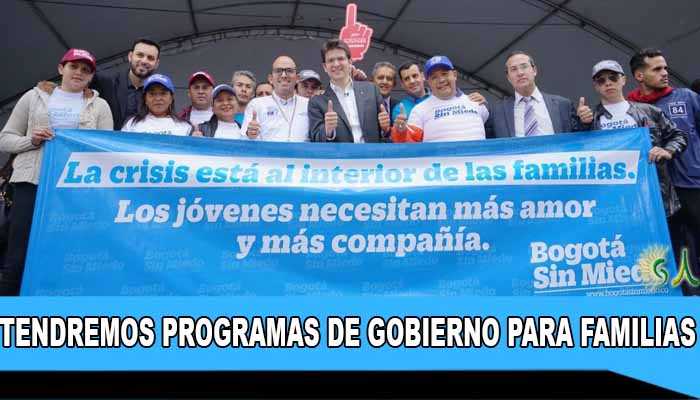 Miguel Uribe Turbay sella compromiso con las mujeres, la familia y la vida