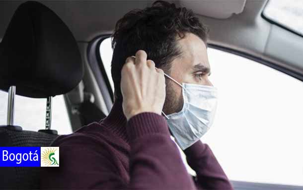 En Bogotá no es obligatorio uso del tapabocas si vas solo en un carro