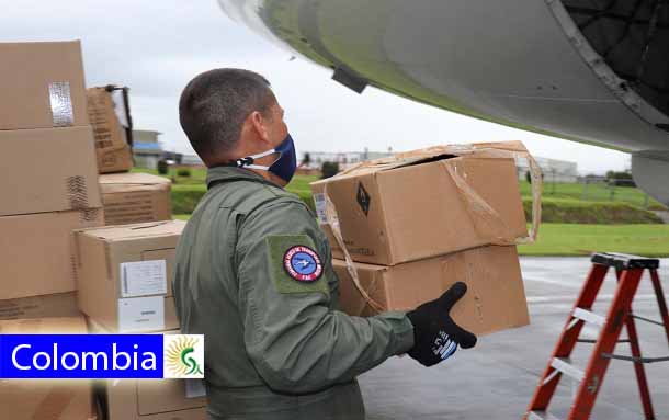 Su Fuerza Aérea (CATAM) transporta elementos de bioseguridad a la Guajira
