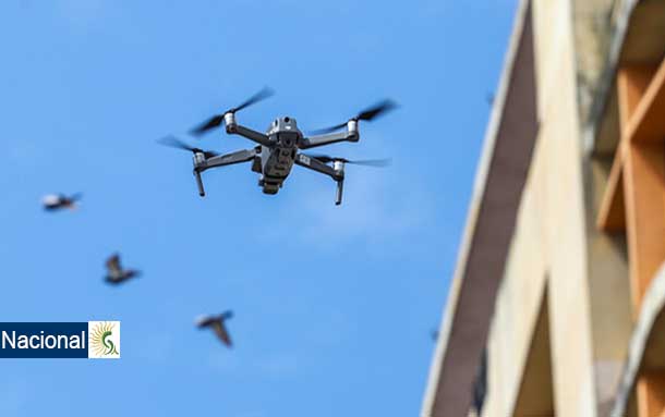 Se capacitan 48 bomberos para ser pilotos de drones