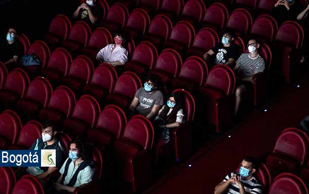Nueva resolución para cines y teatros donde se permite un aforo de más de 50 personas