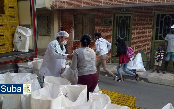La Tropa Social ETIS realizó la entrega de canastas de alimentos a población Afro de la localidad de Suba