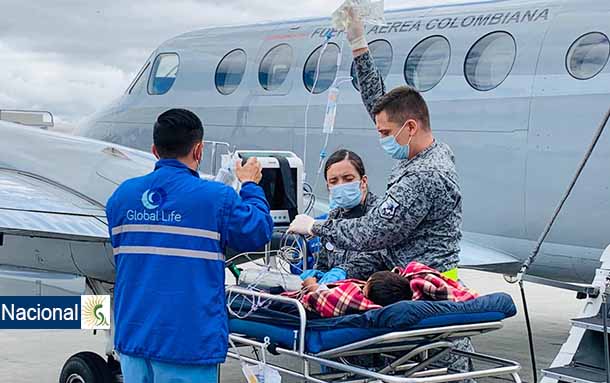 Bebé herido con arma de fuego es trasladado desde Mitú por la Fuerza Aérea