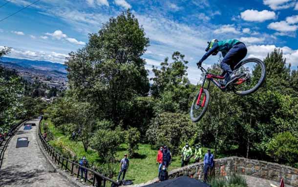 Deportistas colombianos, protagonistas del ‘Monserrate Cerro Abajo 2021’