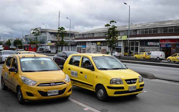 Inician las capacitaciones virtuales gratuitas para taxistas bogotanos