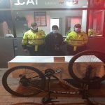 Uniformados del cuadrante 53 y 54 del CAI Fontanar recuperan el robo de una bicicleta en San Carlos de Tibabuyes
