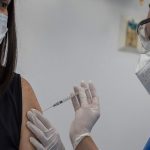 En Bogotá, segunda dosis de vacuna AstraZeneca ahora se aplicará a los 28 días