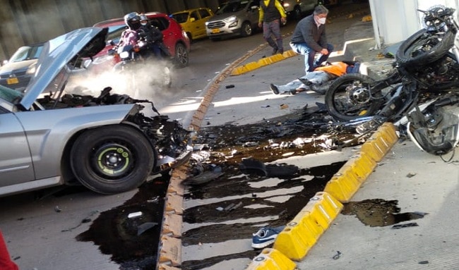 Impresionante accidente de motociclistas quedó registrado en un video en la localidad de Barrio Unidos