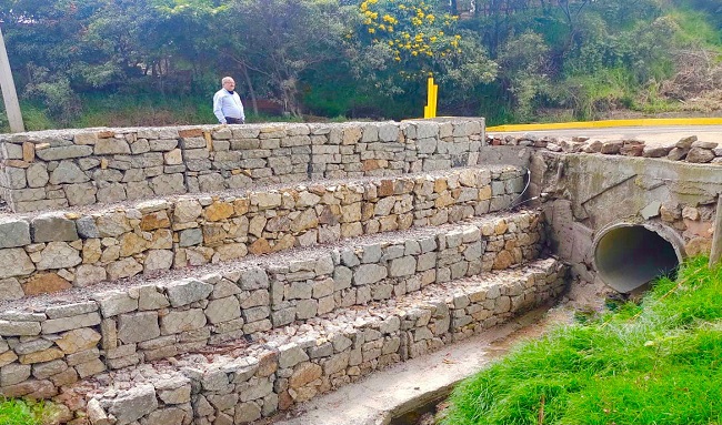 En El Mochuelo construyen muro de contención para evitar emergencias por lluvias