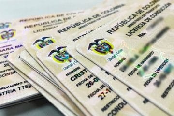 Mujeres cuidadoras de Usaquén reciben licencias de conducción para fortalecer su autonomía económica