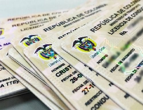Mujeres cuidadoras de Usaquén reciben licencias de conducción para fortalecer su autonomía económica
