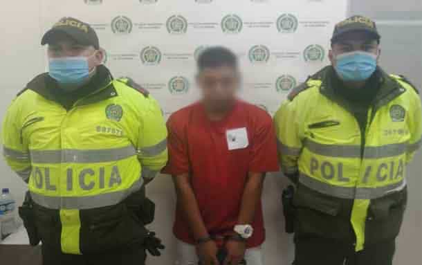 En Suba policía sorprende a sujeto con orden de captura vigente