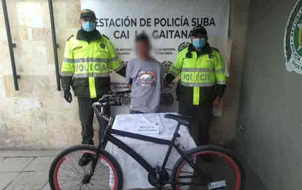 Sujeto intimidó con un arma blanca a un ciudadano en Suba por robarle su bicicleta