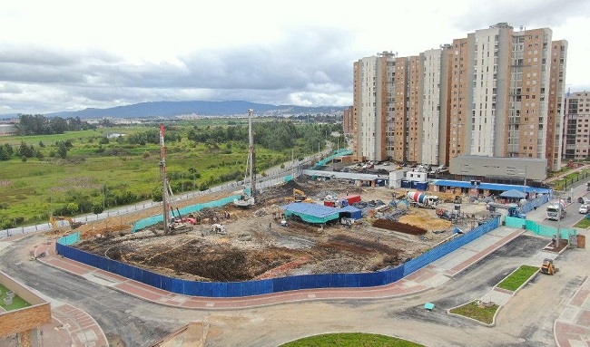 Distrito terminó 5 nuevos colegios y avanza en la construcción de otros 11