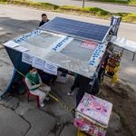 La recuperación económica de Miguel con su fotocopiadora de energía solar y apoyo del Distrito
