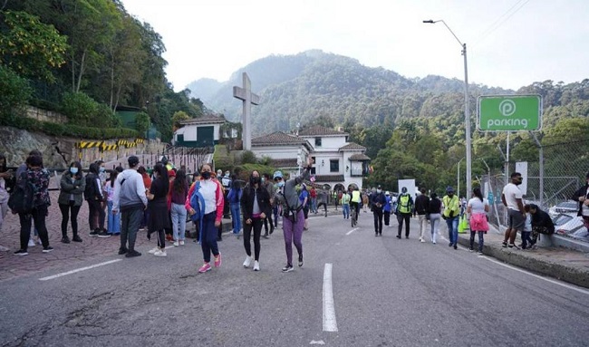 Domingo de Ramos: 20 mil personas visitaron Monserrate, Guadalupe y 20 de Julio