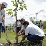 El Jardìn Botànico de Bogotà se compromete a mejorar el medio ambiente de la ciudad a través de la siembra de árboles