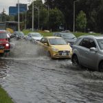 Fuertes lluvias generan inuncaciones y problemas de movilidad en Bogotá