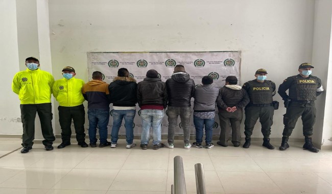 Seis personas integrantes de una organización criminal, dedicada al contrabando de perecederos en el sur del país fueron capturadas