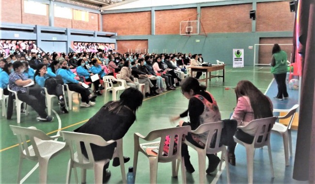 ICBF capacita a madres comunitarias y agentes educativos que atienden a la primera infancia en Bogotá