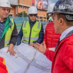 En visita de obra, se verificaron avances de la nueva infraestructura en la intersección de la calle 100 con avenida Suba