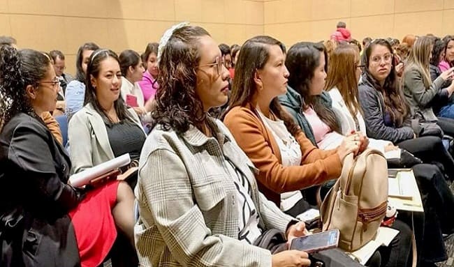 234 docentes y directivos docentes escogieron plazas definitivas en las IED de Cundinamarca