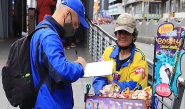 Distrito realiza jornada de caracterización a vendedores informales en Bogotá