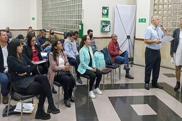 En audiencia pública, 16 docentes y directivos docentes eligieron su plaza vacante en Cundinamarca