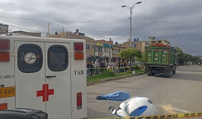 Fatal accidente en Sogamoso: Mujer pierde la vida arrollada por una volqueta