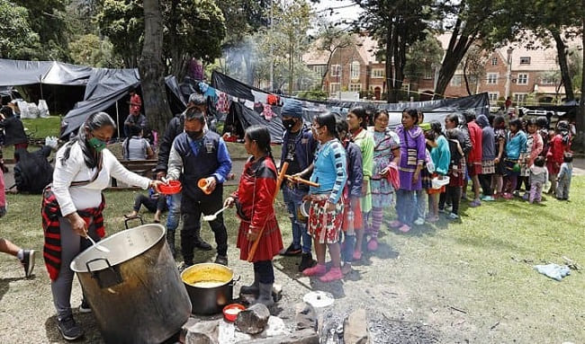 Bogotá continúa con la atención integral a la población Emberá
