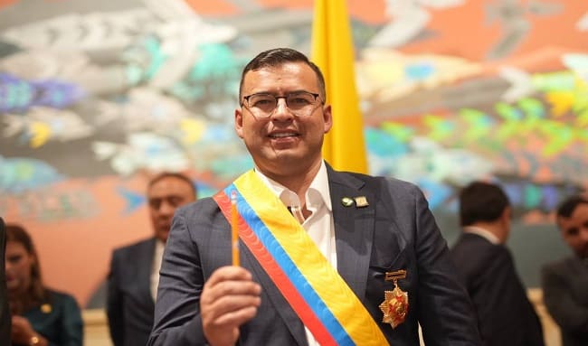 Presidente Salamanca hace llamado para cambiar “juntos a Colombia”