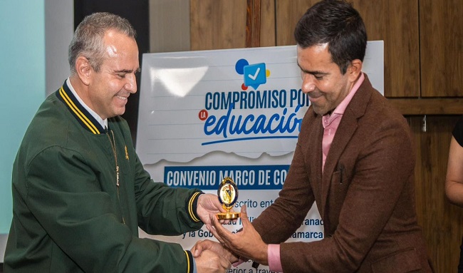 Con la firma de seis convenios estratégicos, Cundinamarca garantiza calidad educativa en el territorio