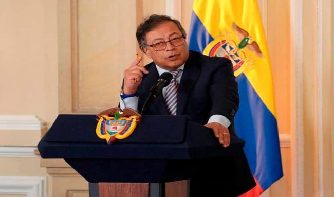 Gustavo Petro se abstuvo de votar en la OEA sobre elecciones en Venezuela