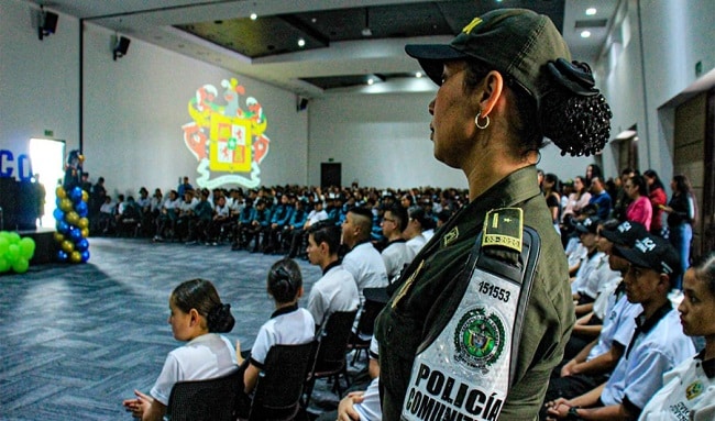 Policía de Bogotá graduó a 660 niños, niñas y adolescentes como Policías Cívicos