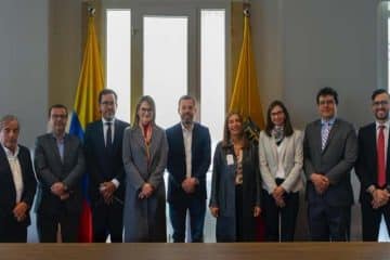 Alcalde Galán instaló Comisión de Expertos para estudio incentivos tributarios