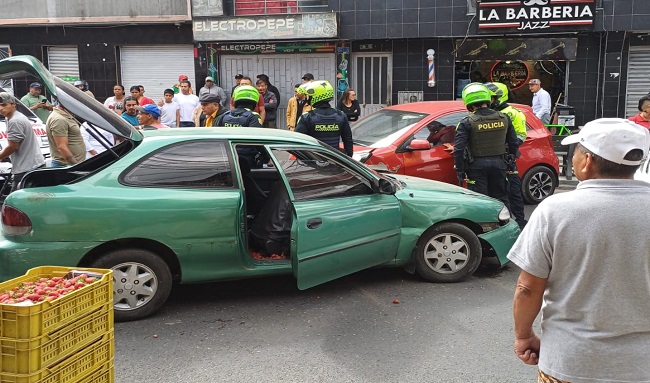 Grave accidente de tránsito en La Gaitana deja cuatro heridos