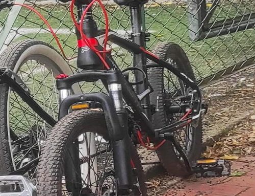 Robo a plena luz del día en Aures Uno: Joven víctima de hurto de su bicicleta