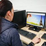 Bogotá empodera a las mujeres con curso gratuito de habilidades digitales