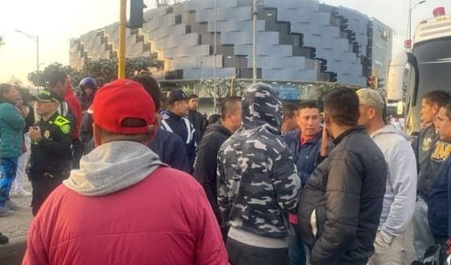 Paro de camioneros dejó a Suba sin transporte: Más de 35 barrios afectados y largas caminatas para los residentes