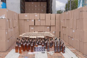 Cundinamarca continúa su lucha contra la ilegalidad: decomisadas 334 cajas de licor adulterado