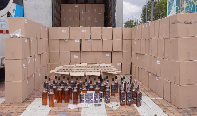 Cundinamarca continúa su lucha contra la ilegalidad: decomisadas 334 cajas de licor adulterado