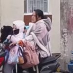 Madre irresponsable pone en riesgo la vida de sus hijos en motocicleta en el barrio El Rosal en Suba