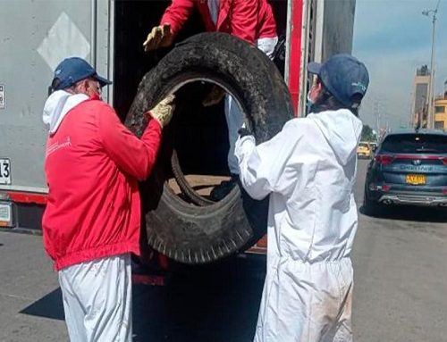 Más de 100 llantas fueron retiradas del espacio público en Bogotá