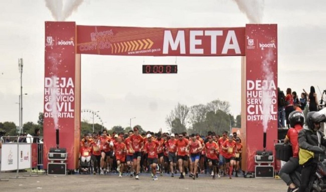 Cierres y desvíos viales por la carrera atlética del Servicio Civil en Bogotá