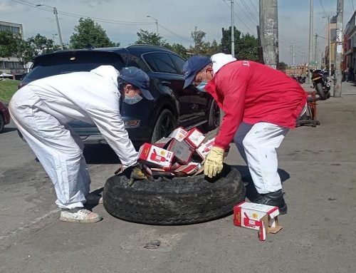 Más de 100 llantas fueron retiradas del espacio público en Bogotá