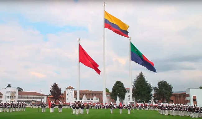 Ascienden a subtenientes a 240 alféreces del curso militar ‘Bicentenario Batalla de Ayacucho’